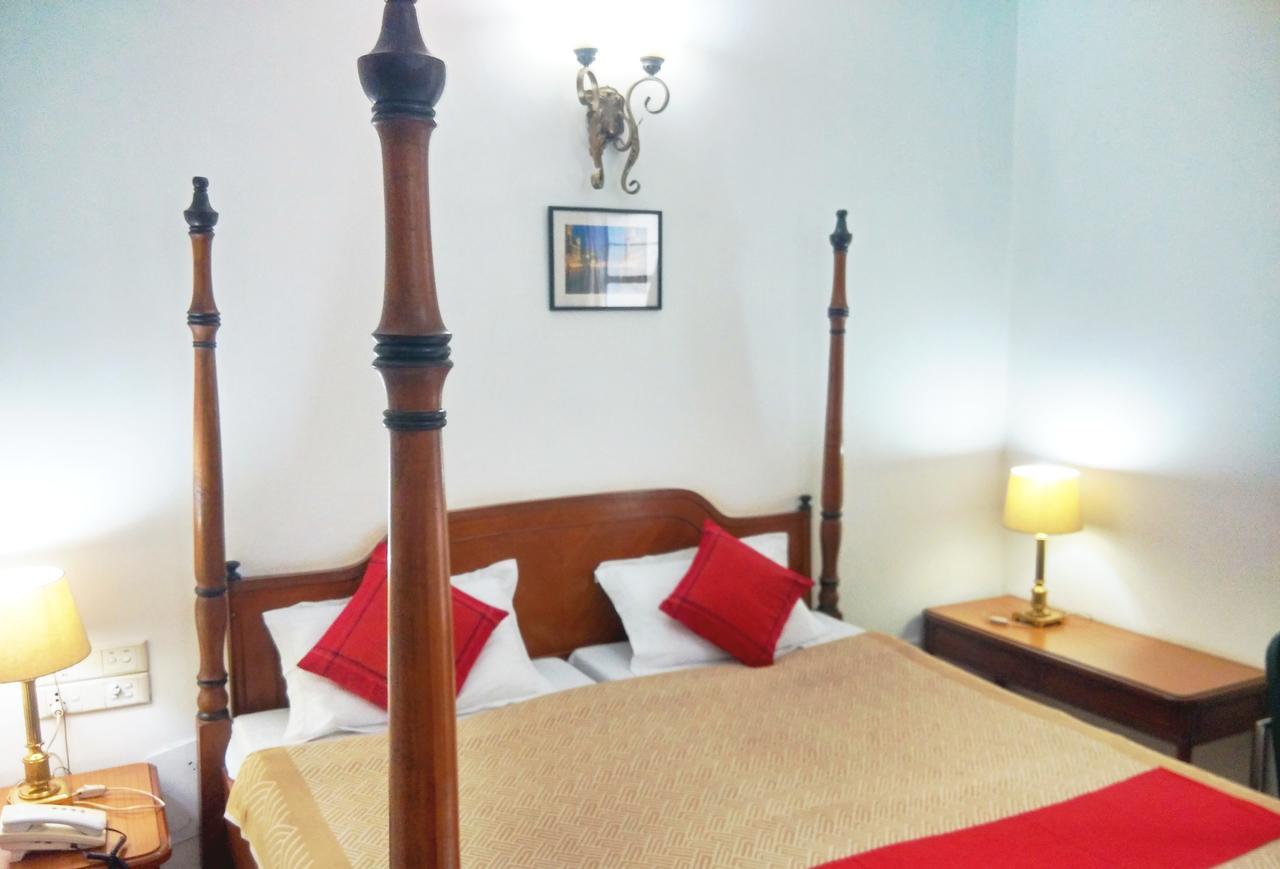 Hotel Palm Greens Нью-Делі Екстер'єр фото